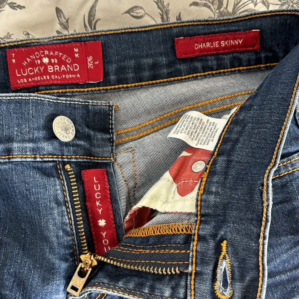 Lucky Brand Charlie Skinny Jean | Size 2 / 26 L - Picture 7 of 8